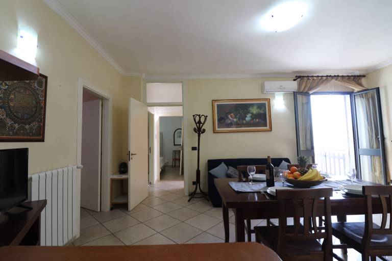 Children-friendly holiday apartment | City view | Pet-friendly — photo 2