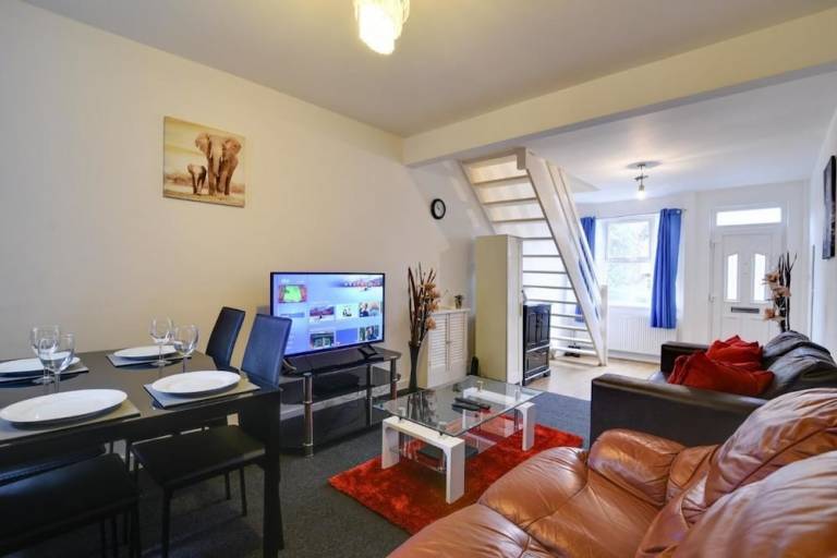 Apartment  Luton