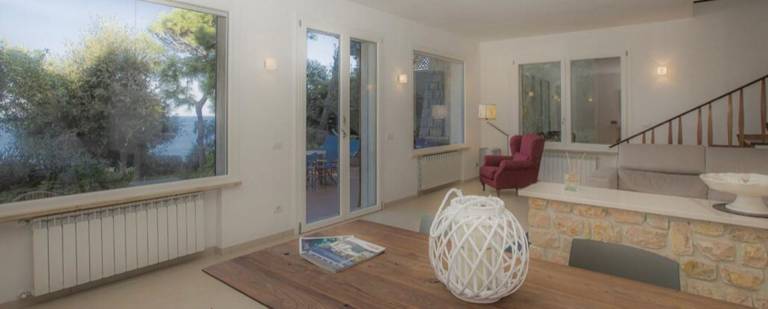 Family-oriented house with patio & yard | Next to the beach | Pet-friendly — photo 4