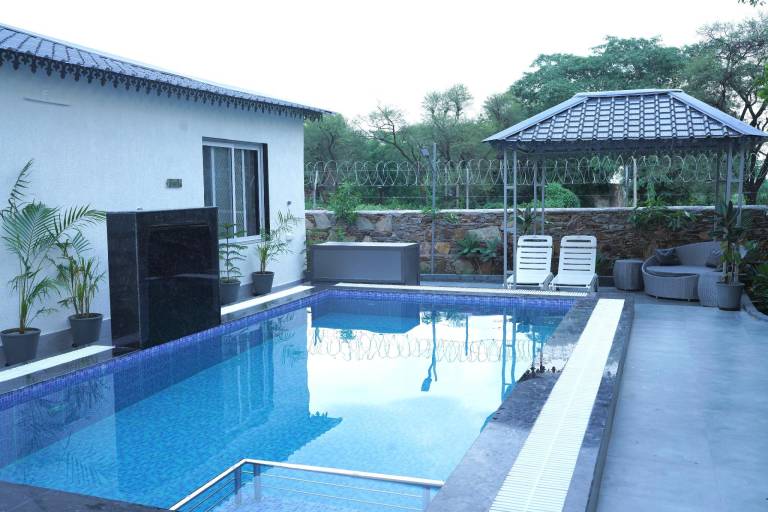 Villa with pool & garden | Good for workation in Udaipur