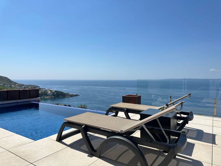 Fully equipped wonderful house with garden & private pool | Next to the beach | Dogs allowed — photo 2