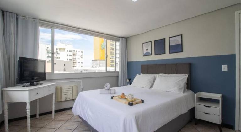 Apartment | Next to the beach | Perfect for remote work | Pet-friendly in Balneário Camboriú