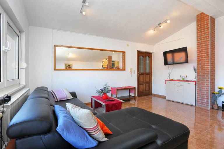 One bedroom apartment with terrace and sea view Bušinci, Čiovo (A-9450-a) — photo 3