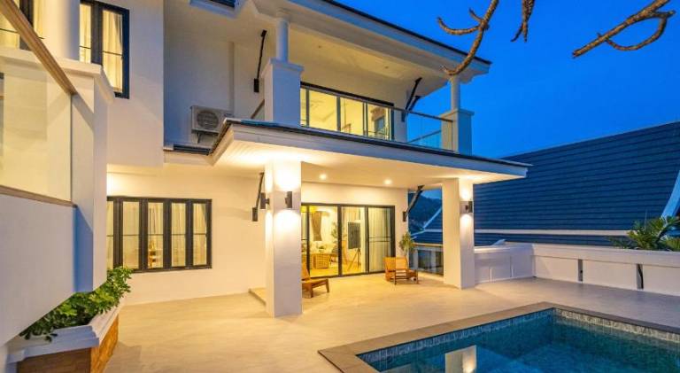 Beautiful villa with pool & jacuzzi | Pets allowed — photo 4