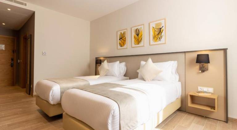 Golden Tulip Opera Alger