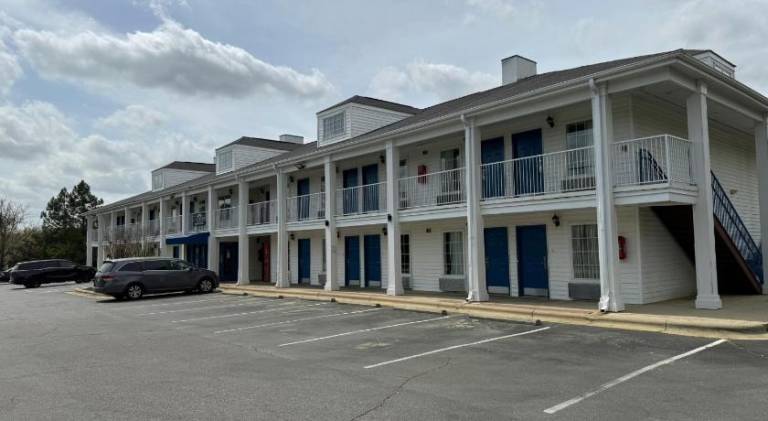 Brentwood Inn & Suites — photo 4