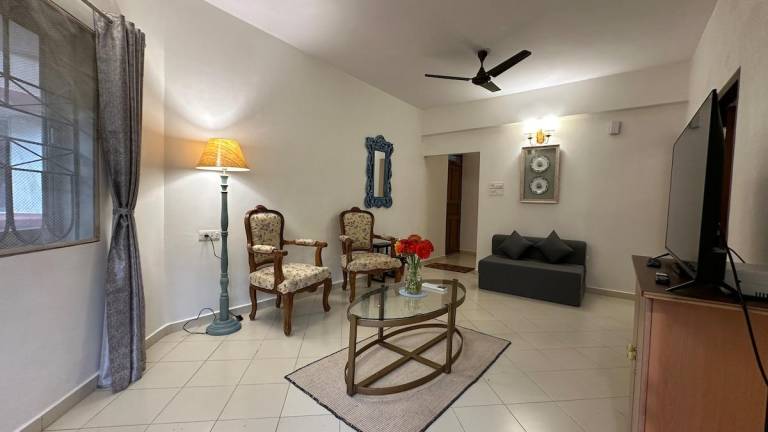 Charming house with pool & yard | Close to the beach | Pets are welcome — photo 4