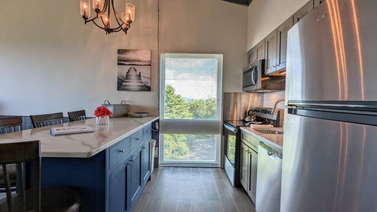 Condo  Laconia