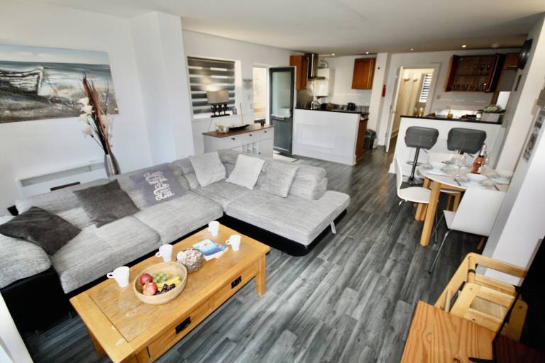 Apartment  Poole