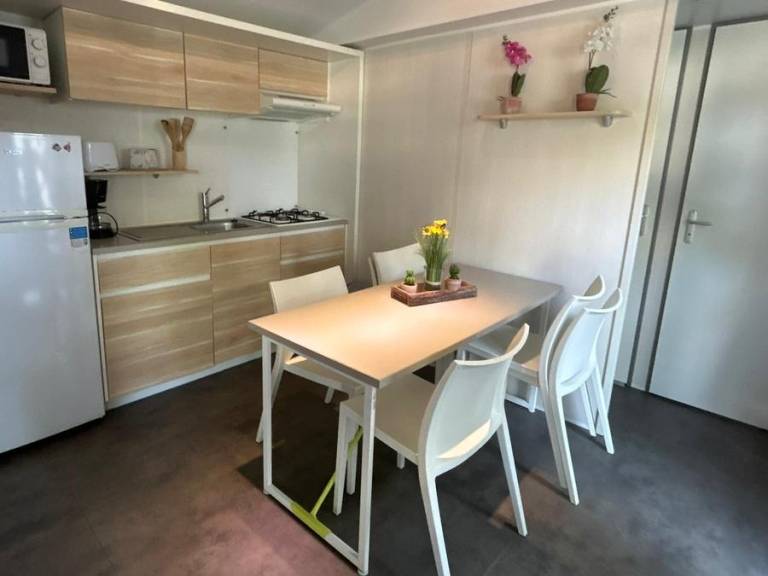 Beautiful mobile home with terrace | Dogs allowed — photo 5