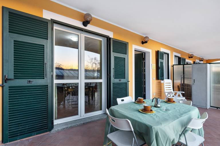 Pleasant holiday apartment with yard, fast internet & pool | Garden view | Pets allowed — photo 2