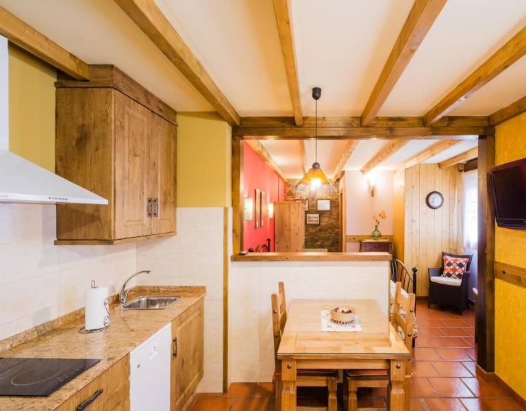 Apartment 'El Hechizo' with Mountain View, Shared Pool and Wi-Fi — photo 4