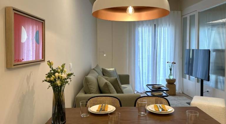 Lovely serviced apartment with terrace | Near Acropolis of Athens | Dogs allowed — photo 3