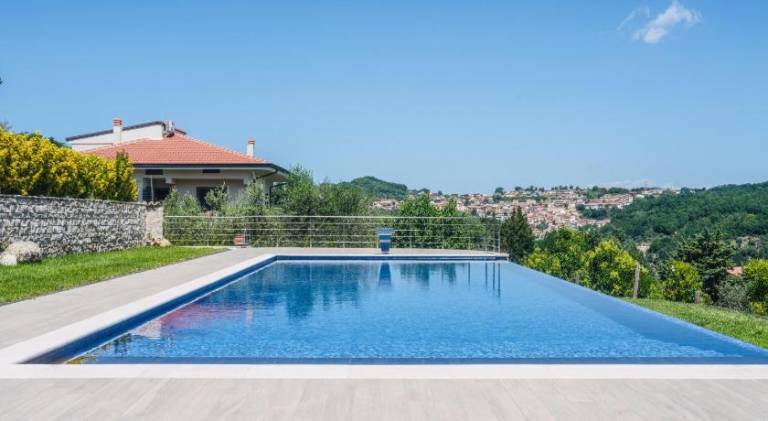 200 m² Villa