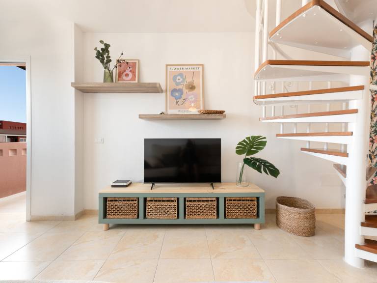 Rental apartment with pool & grill — photo 3