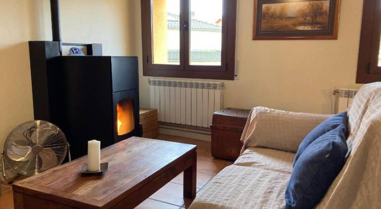 Vacation home with 3 rooms for 8 persons in Lleida