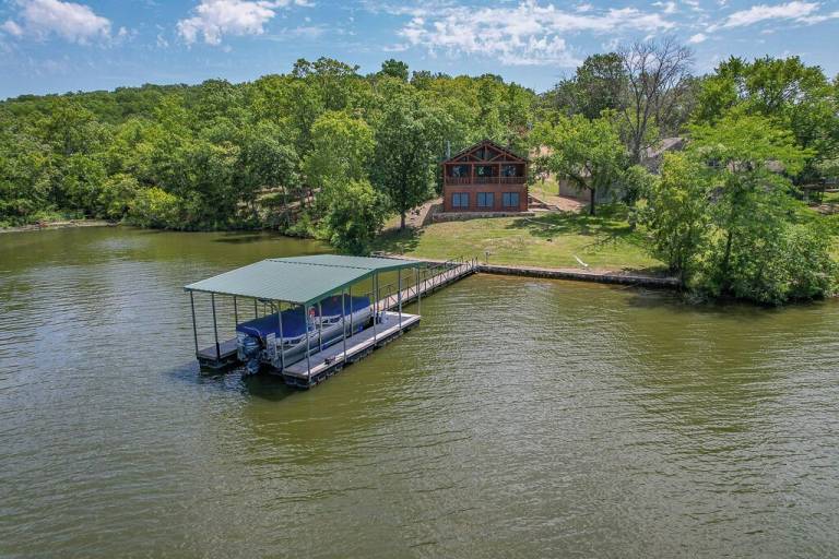 Cabin  Lake Ozark