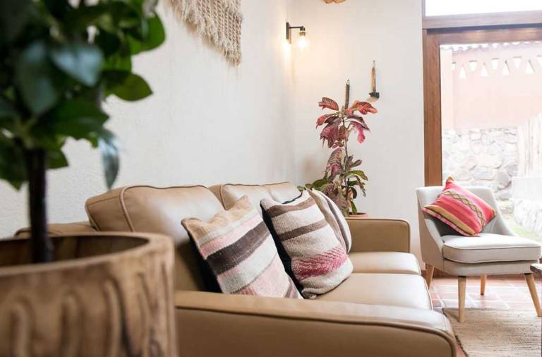 W Serene 2BR Riverside Villa w Nature Views — photo 5