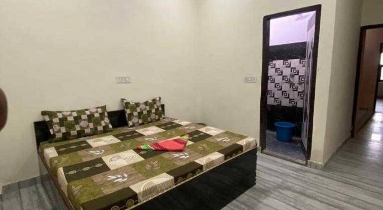 Bed and breakfast  Block B