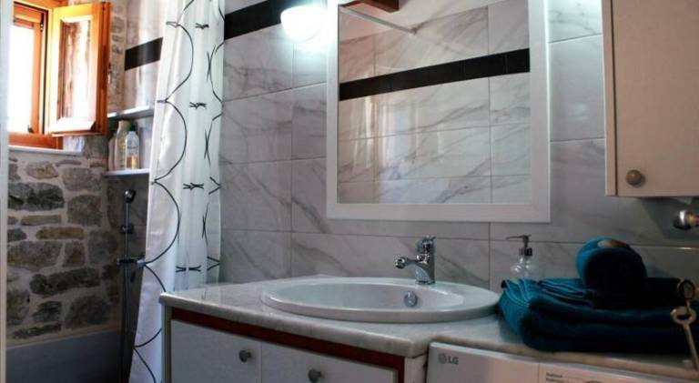 Apartment with barbeque & terrace | Suitable for remote work | Pet-friendly — photo 2