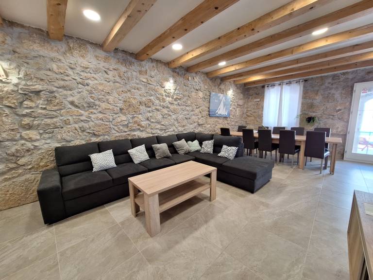 Vacation home with patio, grill & private pool | Garden view in Crikvenica