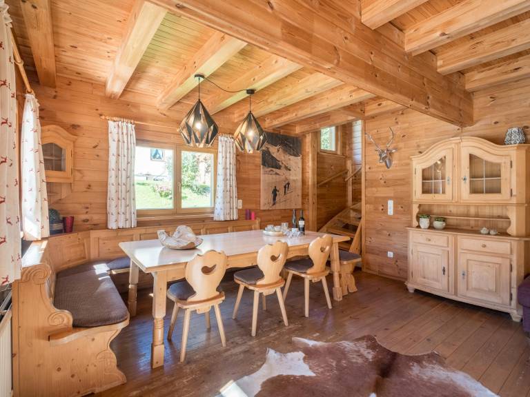Chalet with sauna & patio — photo 4
