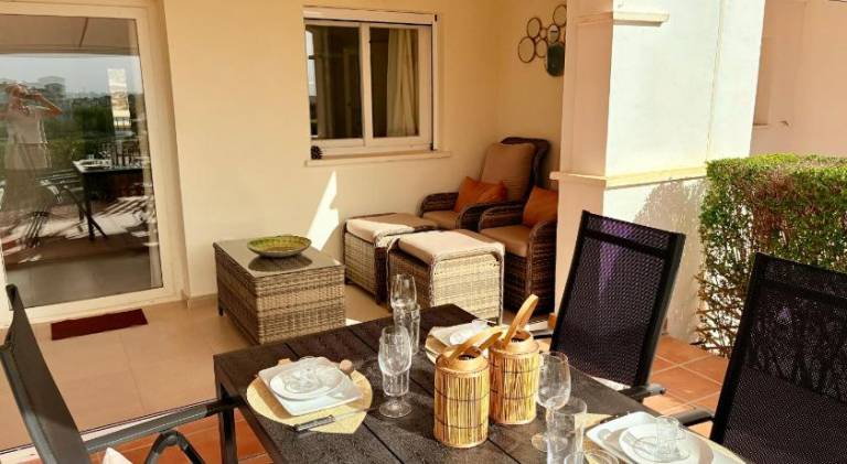 Fully equipped beautiful apartment with pool, garden & patio | Perfect for remote work | Dogs allowed — photo 4