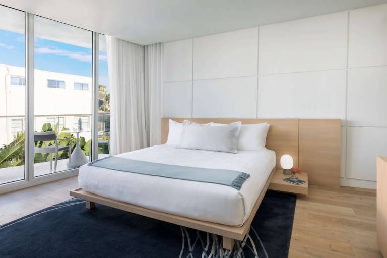 Resort  South Beach