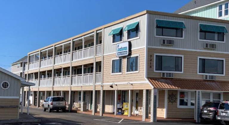 Sea Horse Inn and Cottages in Nags Head, NC