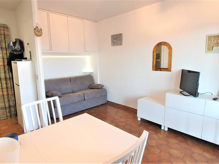 Studio with 1 room for 2 persons — photo 4