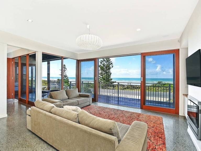 Find holiday rentals & in Goolwa Beach from 97!