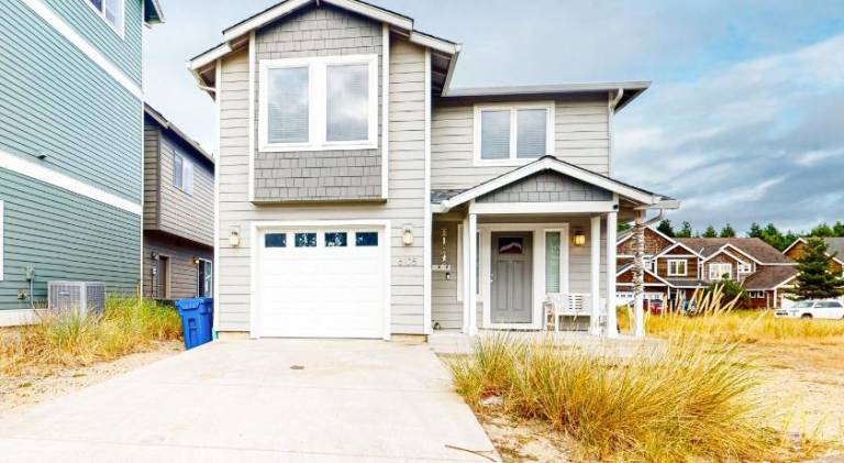 House | Next to the beach | Perfect for remote work | Pets are welcome in Tillamook, OR