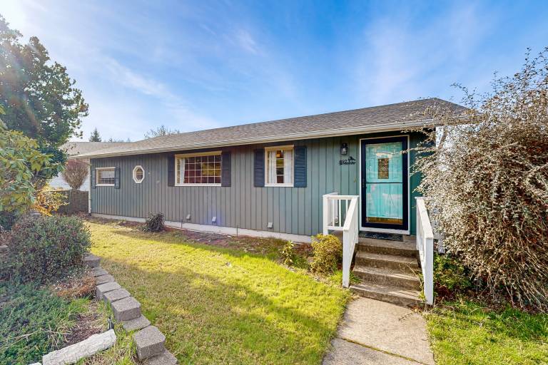 House  Reedsport