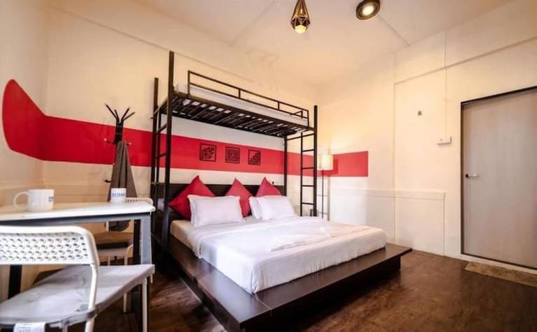 Hostel Navpada