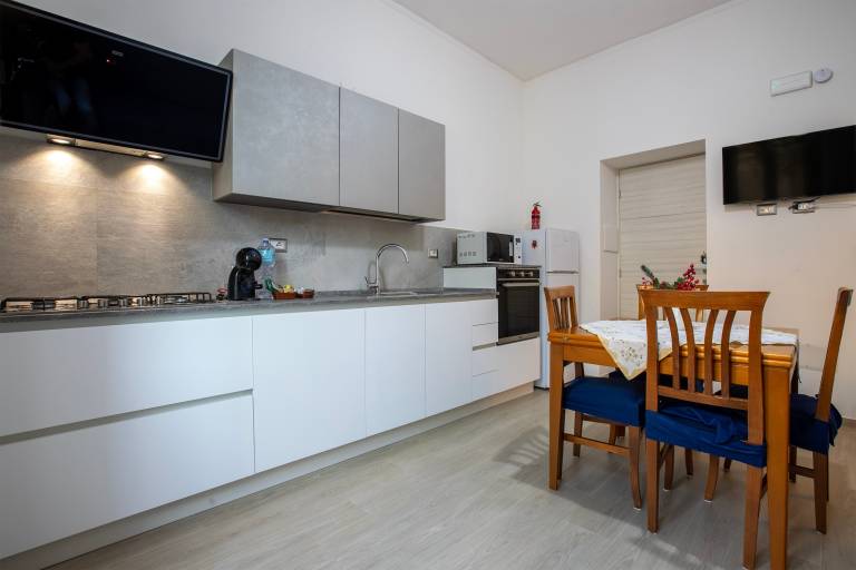 Holiday apartment | City view — photo 4