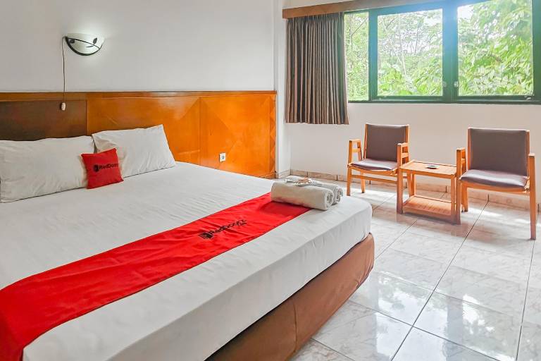 RedDoorz Hotel Kumala Pelabuhanratu