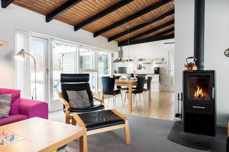 Child-friendly nice house with barbecue, patio & hot tub | Pet-friendly — photo 4