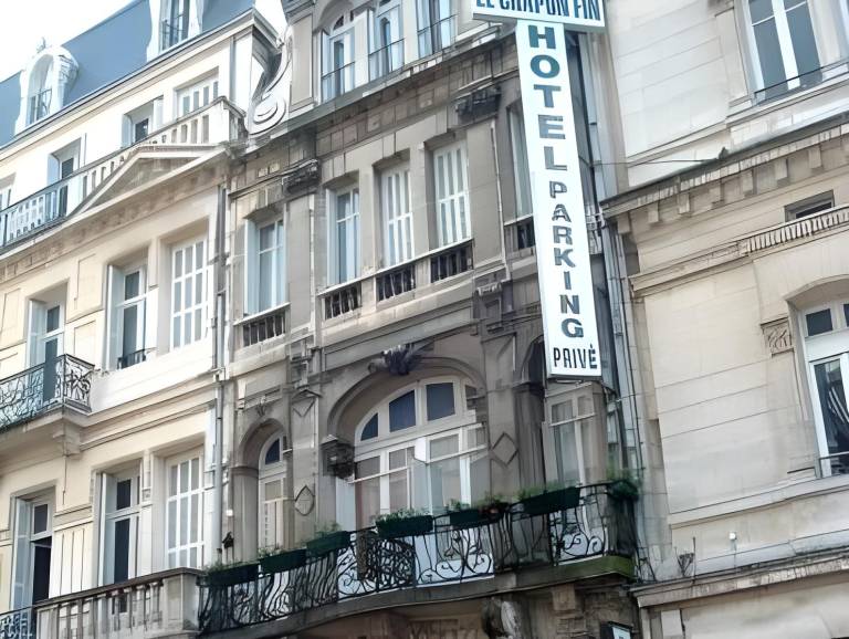 Hotel Au Chapon Fin in Poitiers