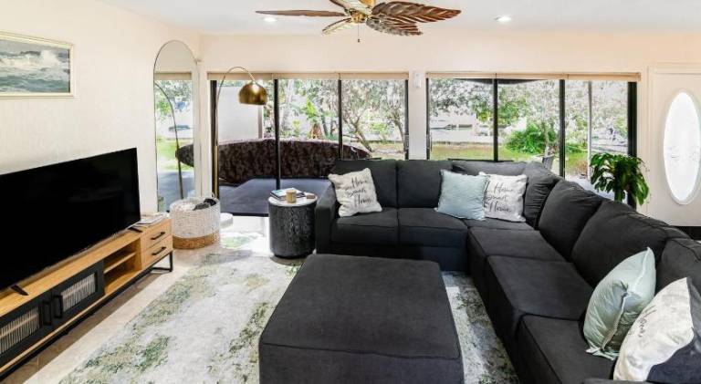 Fully equipped beautiful vacation home with grill, garden & patio | Good for workation | Pets are welcome — photo 2