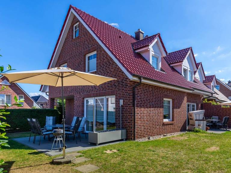     
Ferienhaus ∙ 6 Gäste ∙ 3 Schlafzimmer
