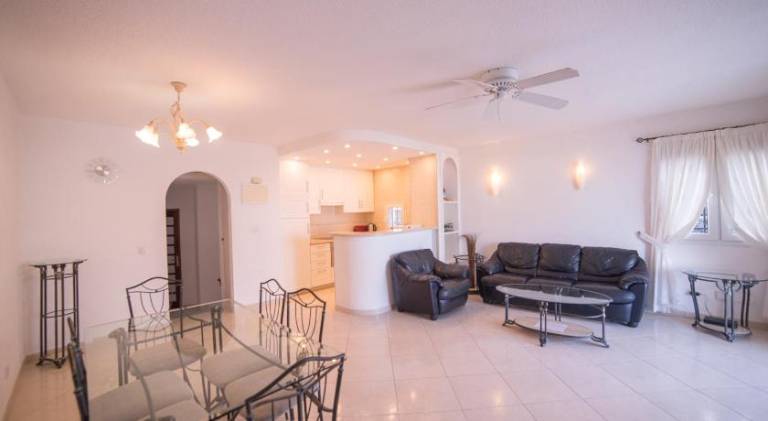 Apartment with pool & patio | Next to the beach | Pet-friendly — photo 4