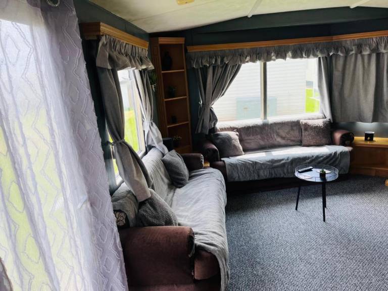 4-Bed Seaside Caravan Free Wifi Pet Friendly Skegness — photo 5
