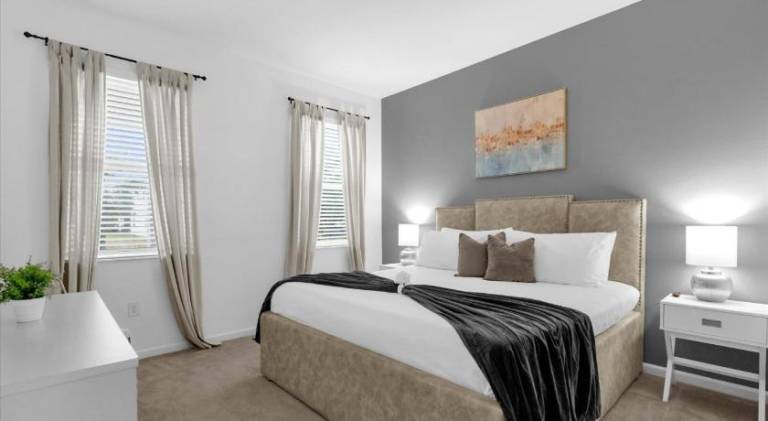 Vacation home with pool | Suitable for remote work in Kissimmee, FL