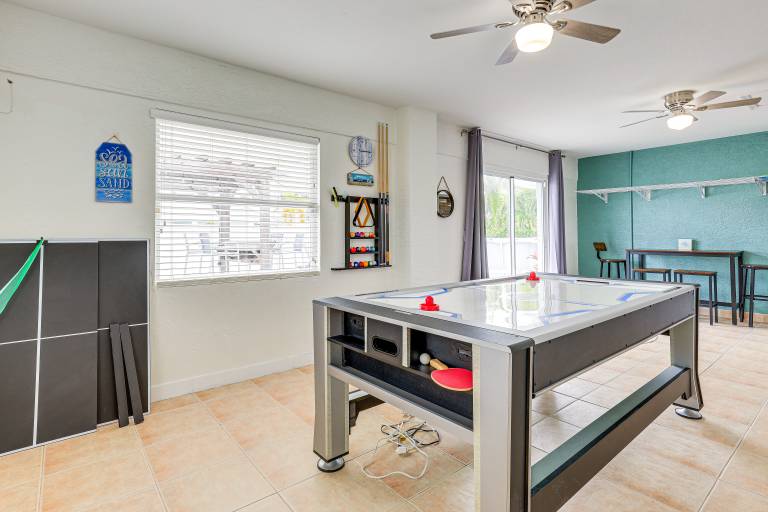 Pet-Friendly Fort Pierce Home w/ Pool & Kayaks! — photo 3