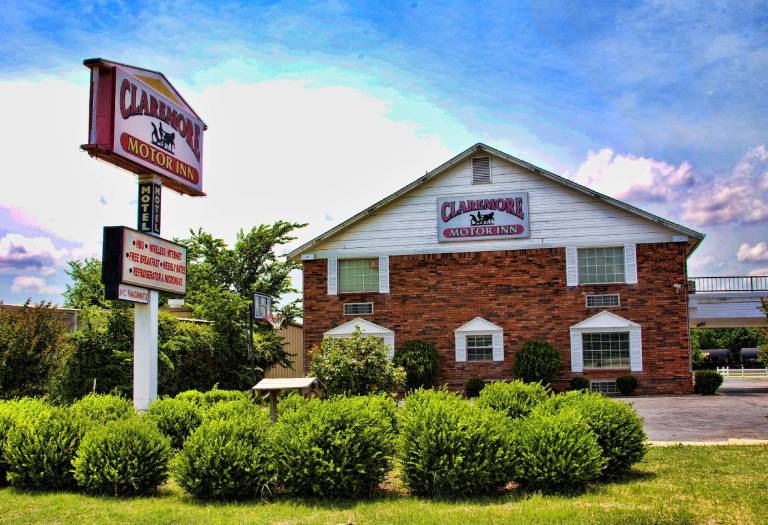Claremore Motor Inn in Claremore, OK