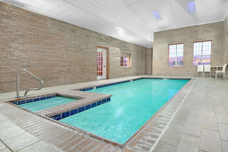 Microtel Inn & Suites by Wyndham Amarillo — photo 4