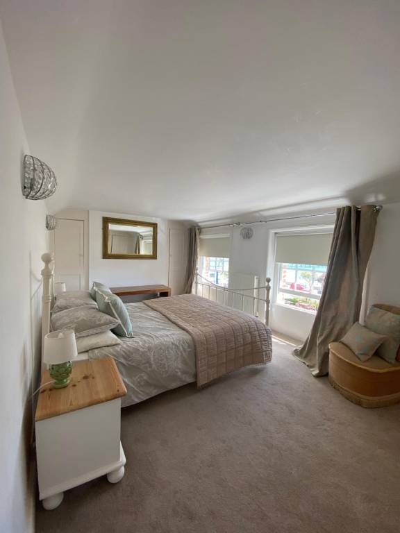 Cottage Deal