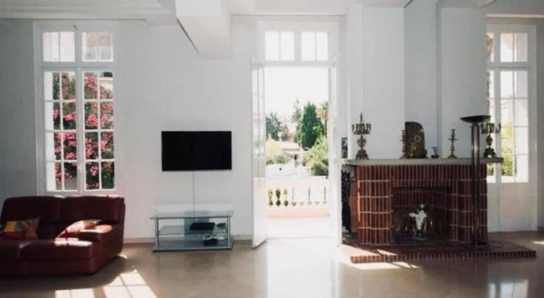 Villa with pool | Close to Sainte Jeanne d'Arc Church — photo 4