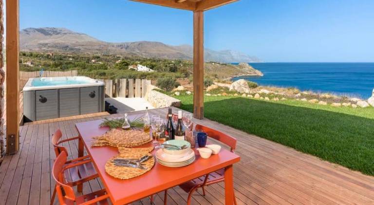 Wonderful villa with pool & hot tub | Dogs allowed in Castellammare del Golfo