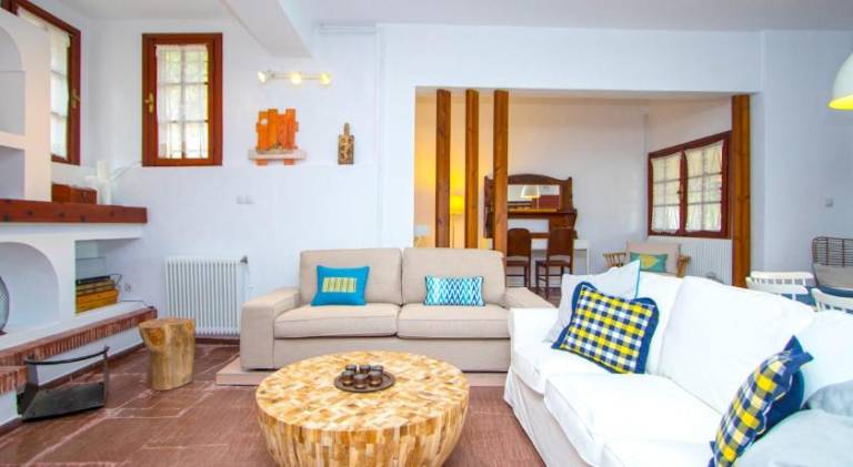 Villa with 5 rooms for 14 persons — photo 2